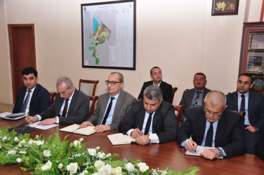 Şirvan Səhər İcra Hakimiyyətinin başçısı İlqar Abbasov vətəndaş qəbulu keçirib.