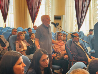 Şirvan Şəhər İcra Hakimiyyətinin başçısı İlqar Abbasov  növbəti səyyar görüş keçirib.