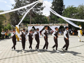 Şirvan şəhərinin ümumtəhsil məktəblərində “Son zəng” tədbirləri keçirilib.