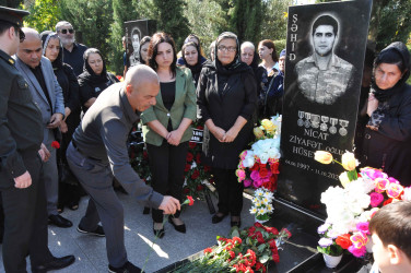 Şirvanda şəhid Nicat Hüseynovun xatirəsi anılıb.