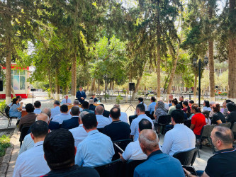 Şirvan Şəhər İcra Hakimiyyətinin başçısı İlqar Abbasov sakinlərlə növbəti səyyar görüş keçirib.