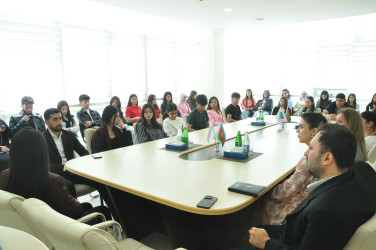 “Erkən nikah və gender bərabərliyi” mövzusunda maarifləndirici seminar keçirilib.