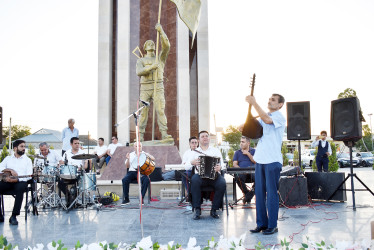 Şirvanda Silahlı Qüvvələr Günü münasibətilə konsert proqramı təşkil olunub