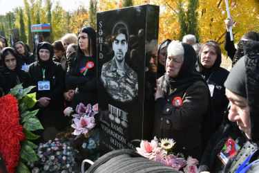 Şirvanda Vətən müharibəsinin şəhidi Ramil Vüqarəddin oğlu Əliyevin anım günü qeyd edilib.