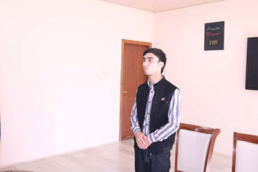 Şirvan Səhər İcra Hakimiyyətinin başçısı İlqar Abbasov növbəti vətəndaş qəbulu keçirib.
