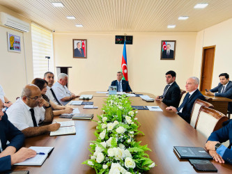 Şirvan Səhər İcra Hakimiyyətinin başçısı İlqar Abbasov növbəti vətəndaş qəbulu kecirib.