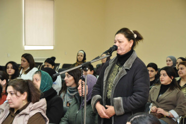 Şəhər İcra Hakimiyyətinin başçısı İlqar Abbasov növbəti səyyar görüş keçirib.