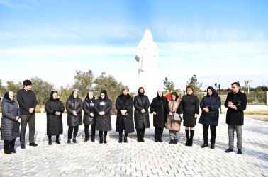 Ənənəvi olaraq fevral ayının sonuncu cümə axşamı Şəhidlər Xiyabanı ziyarət edilib.