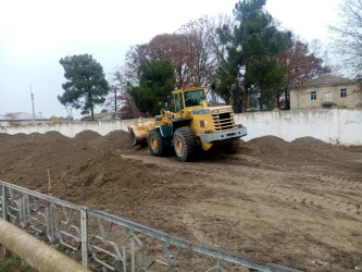 Şirvan şəhər Bayramlı qəsəbəsində yeni salınacaq məhəllənin təmir tikinti işlərinə start verildi.