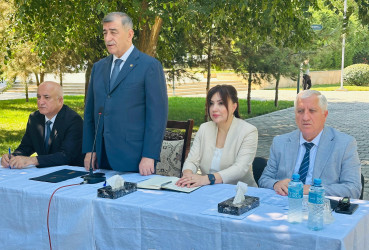 Şirvan Şəhər İcra Hakimiyyətinin başçısı İlqar Abbasov növbəti səyyar görüş keçirib.